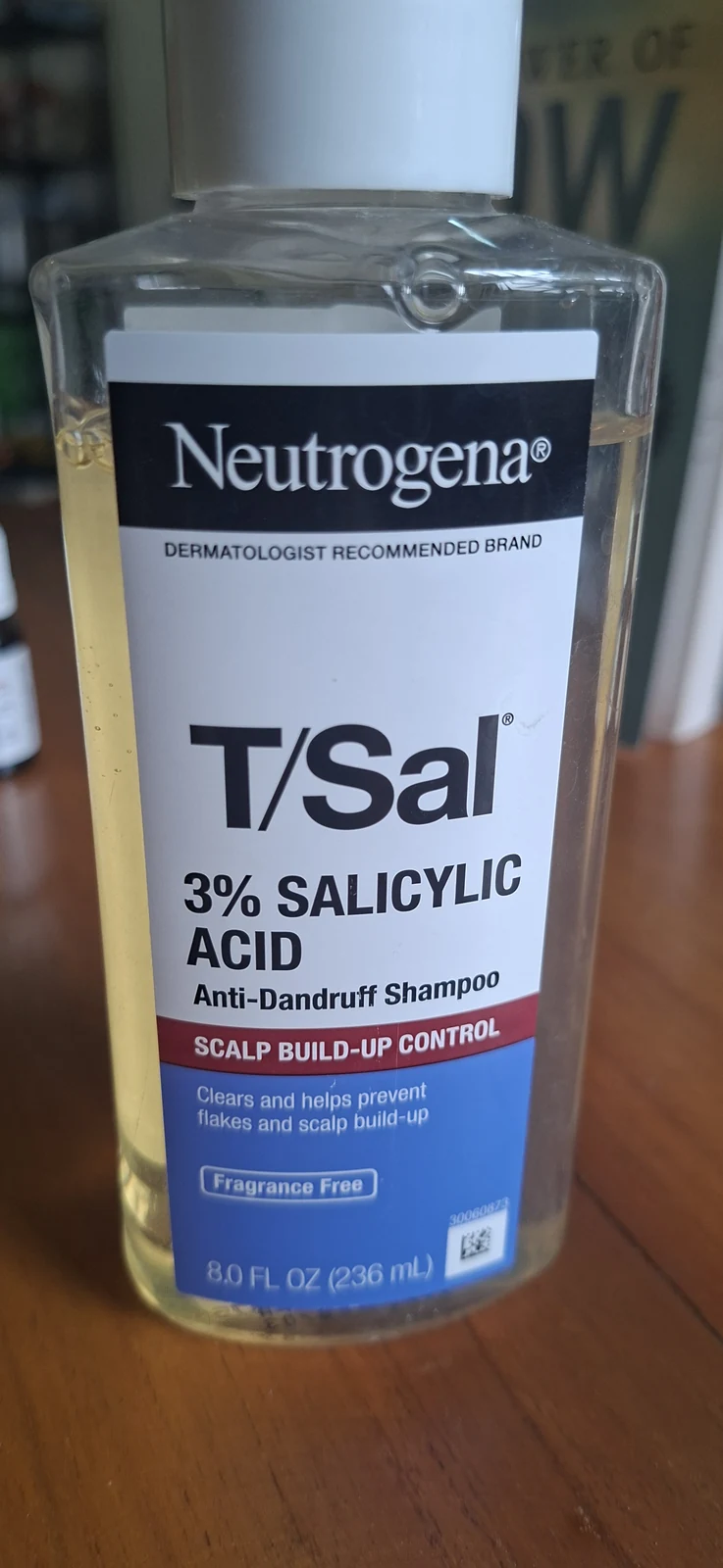 Neutrogena T/Sal anti-dandruff shampoo bottle, 3% salicylic acid