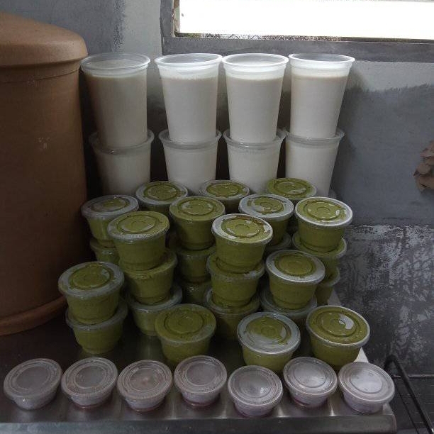 First day at the market in boquete!
Traditional vanilla kefir
Organic, probiotic guac
Chocolate toothpaste