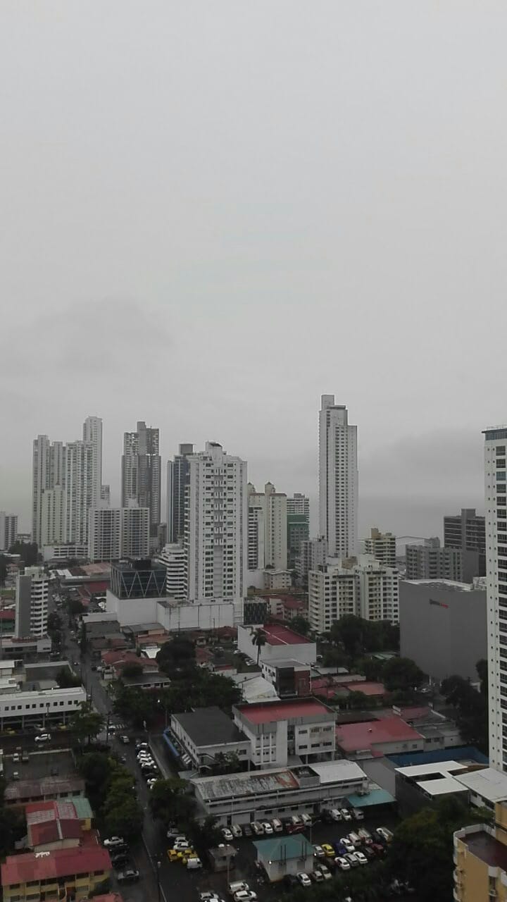 I'm late since its raining here in Panama. Will be starting the hangout at @[100063596801538:2048:PanamÃ¡ Blockchain Embassy] at 1 instead.